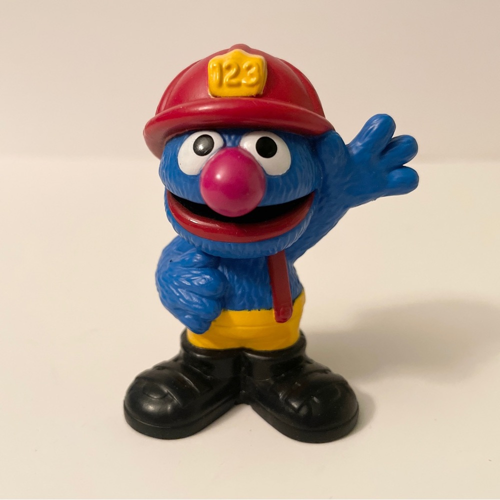 Sesame Street Grover Fireman Figure 3" PVC Toy Hasbro 2010